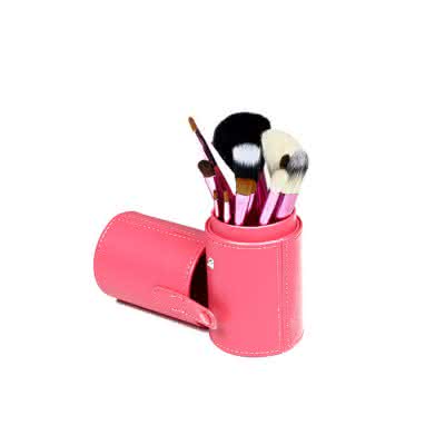 Pędzle do make up komplet 12 szt. pakowane w tubę kolor różowy